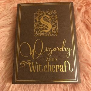 Storybook Cosmetics Wizardry Eyeshadow Palette ✨